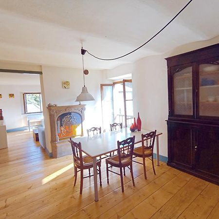 Appartamento Storico Con Giardino Soleggiato - B&B Via Rinaldi Arto Centonara Esterno foto