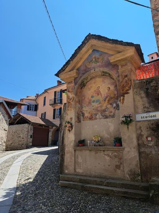 Appartamento Storico Con Giardino Soleggiato - B&B Via Rinaldi Arto Centonara Esterno foto