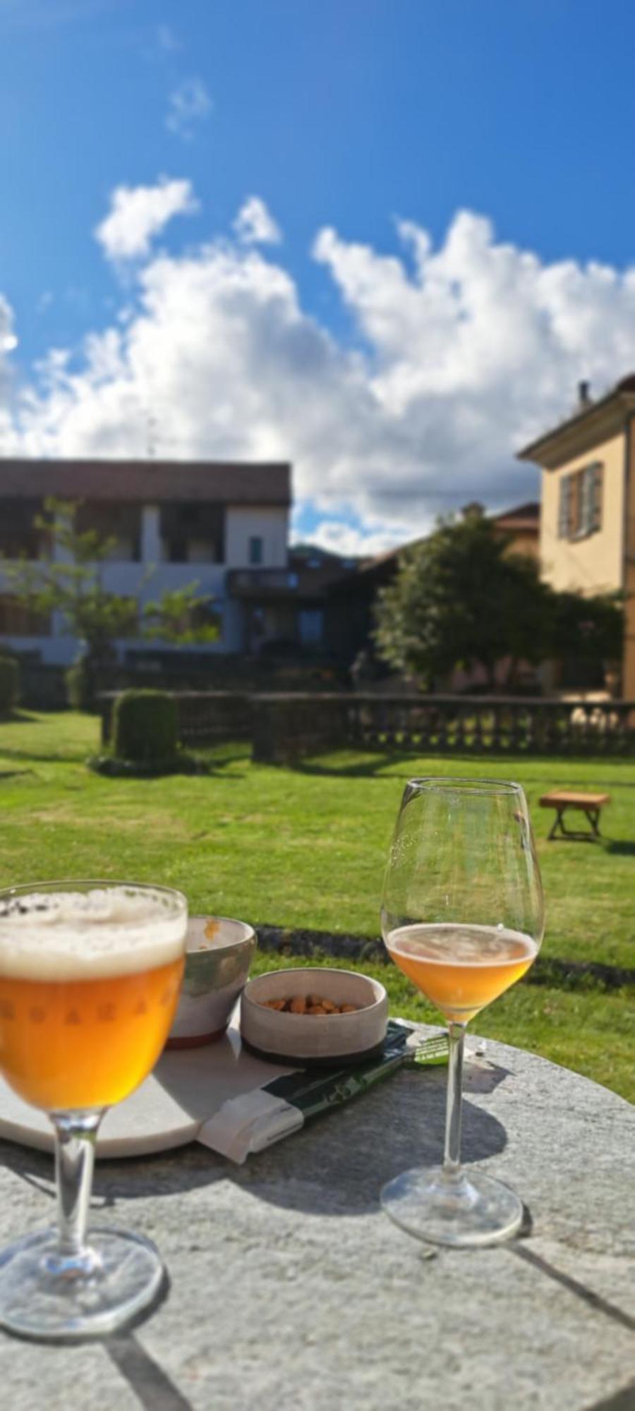 Appartamento Storico Con Giardino Soleggiato - B&B Via Rinaldi Arto Centonara Esterno foto