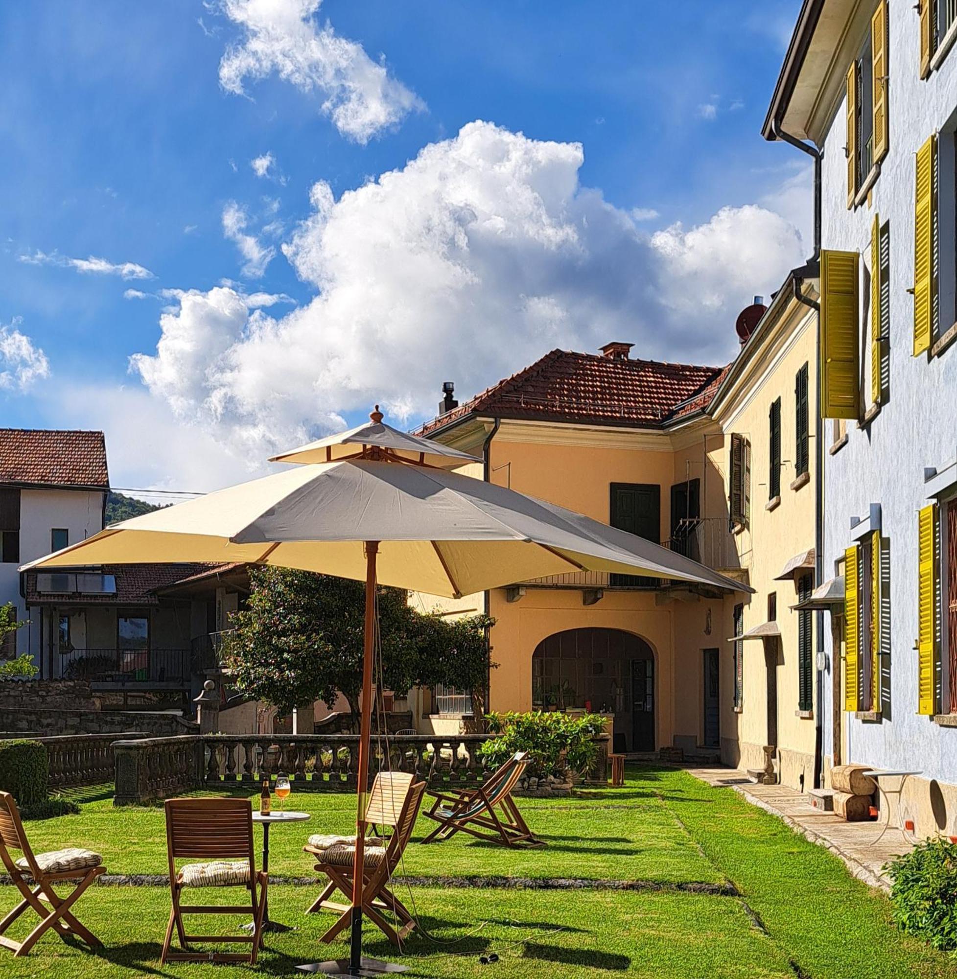 Appartamento Storico Con Giardino Soleggiato - B&B Via Rinaldi Arto Centonara Esterno foto