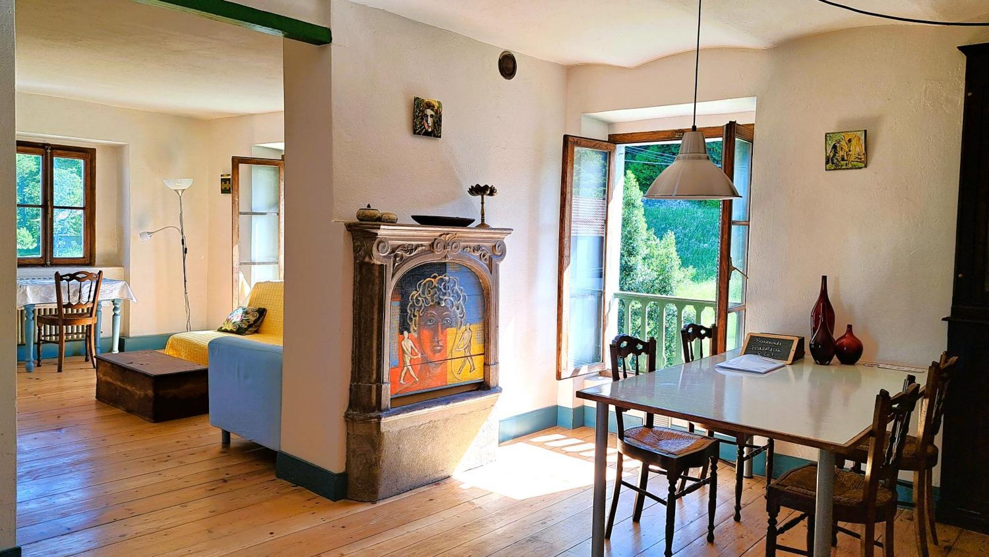Appartamento Storico Con Giardino Soleggiato - B&B Via Rinaldi Arto Centonara Esterno foto