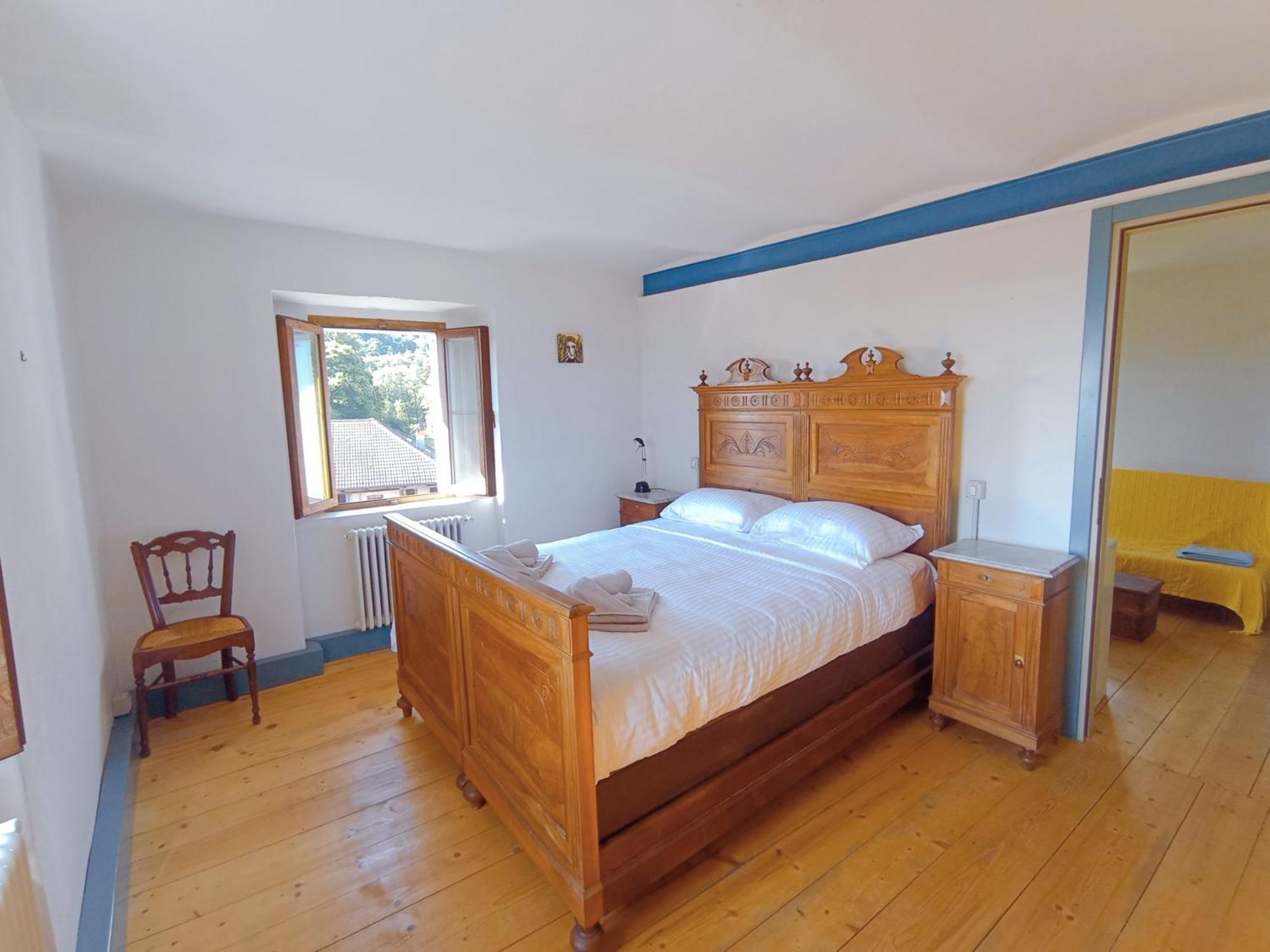 Appartamento Storico Con Giardino Soleggiato - B&B Via Rinaldi Arto Centonara Esterno foto
